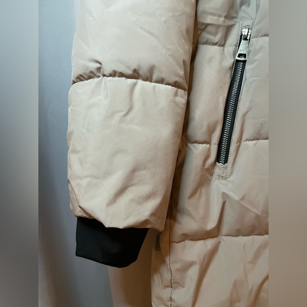 EUC DKNY XL Puffer jacket - Picture 2 of 7